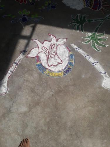 kite-rangoli-making-10