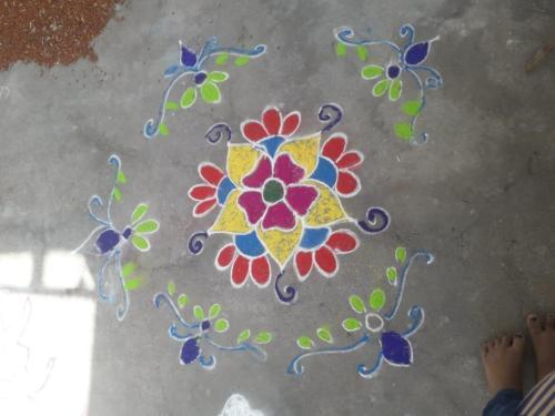 kite-rangoli-making-33