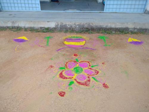 kite-rangoli-making-9
